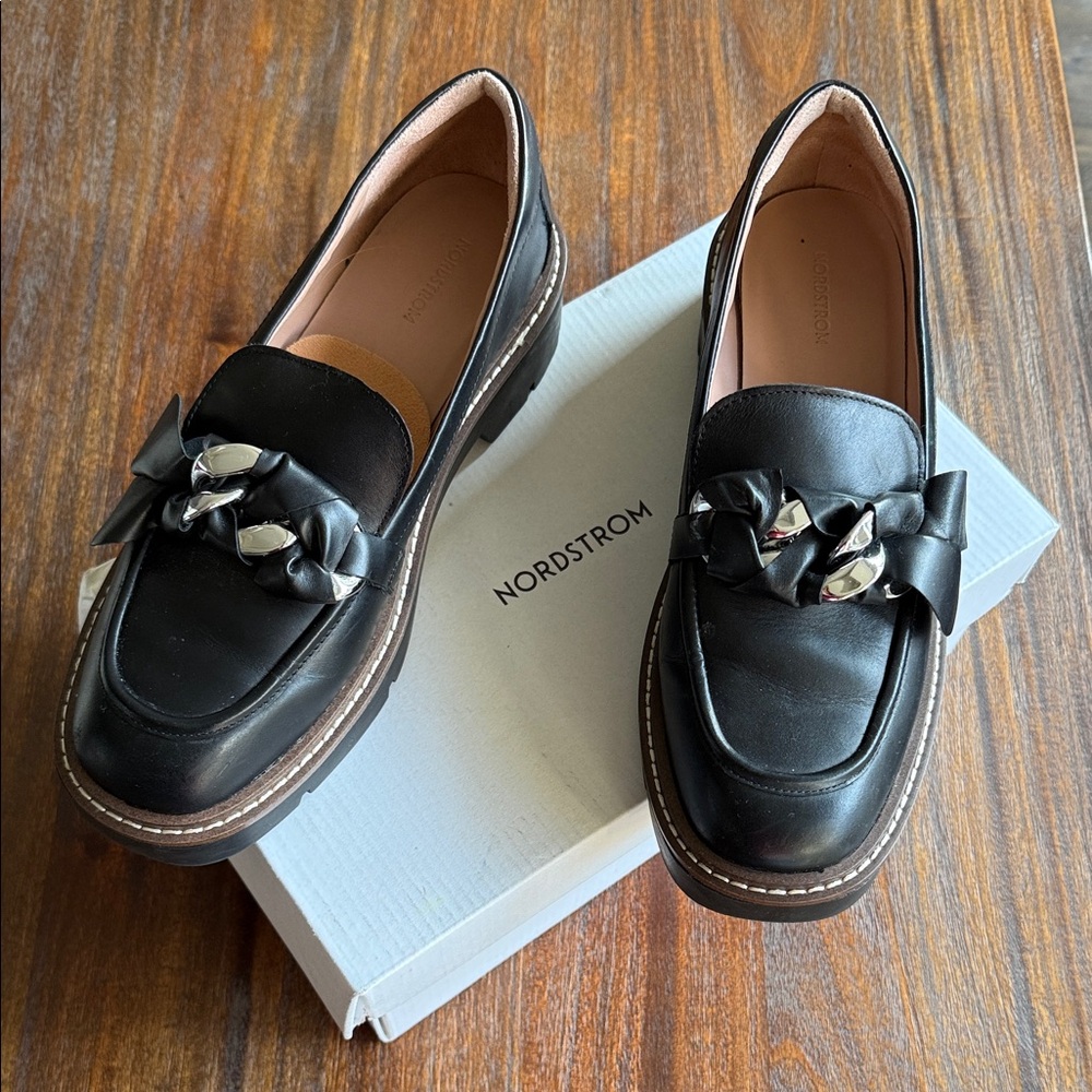 Nordstrom Notrinity Loafers Genuine Leather with Metallic Details size 8.5